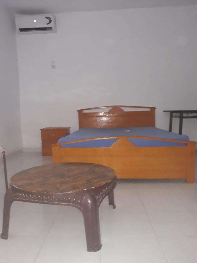 Transit Hotel Nouakchott Bagian luar foto