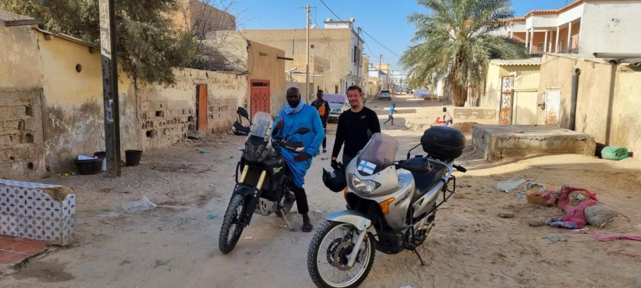 Transit Hotel Nouakchott Bagian luar foto