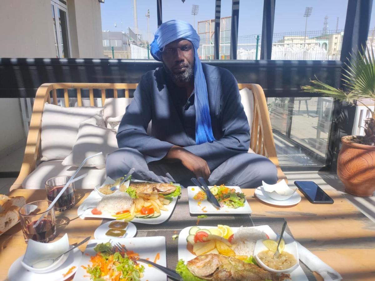 Transit Hotel Nouakchott Bagian luar foto